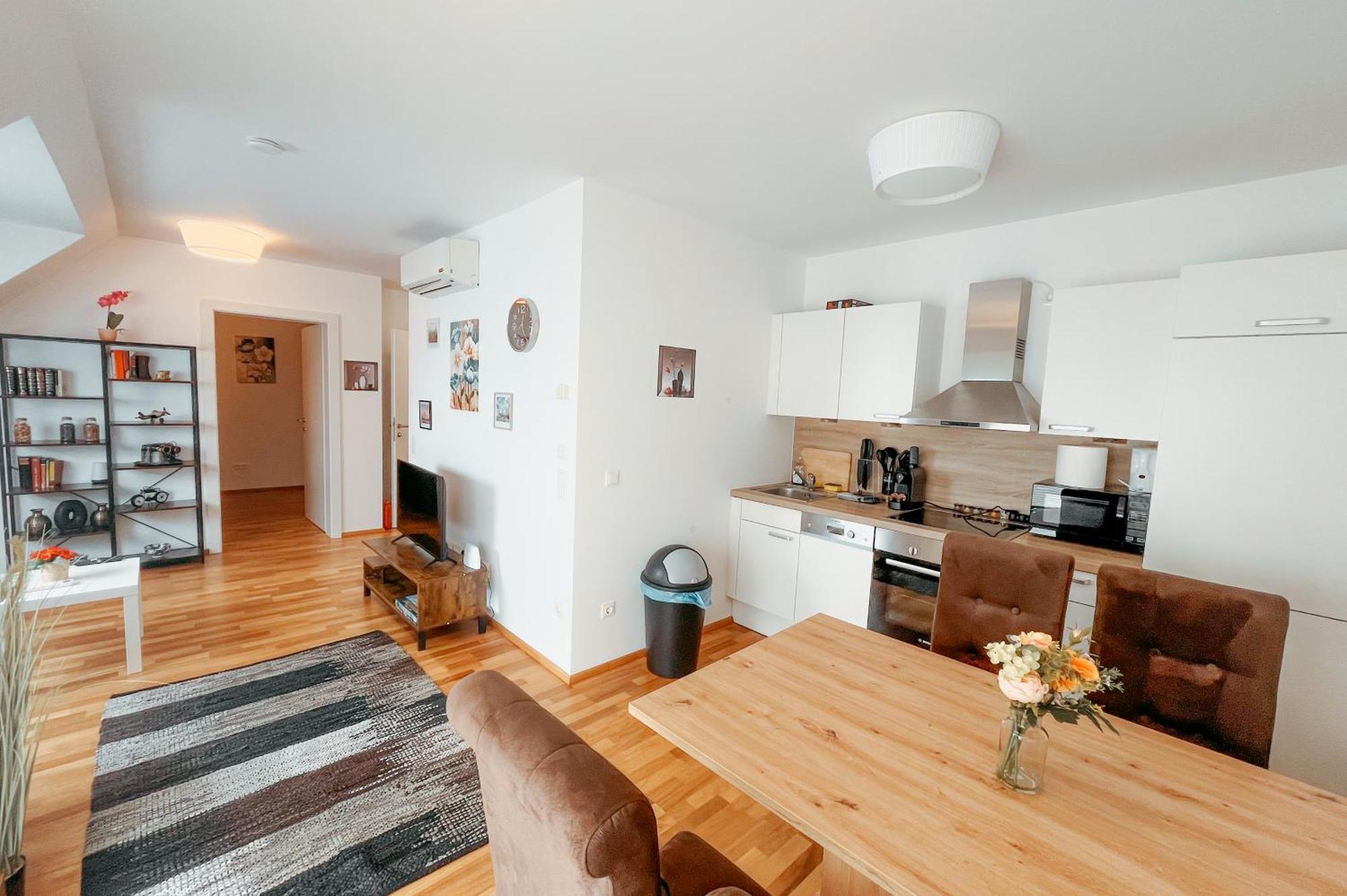 Appartement Danube Rooftop 15 Wenen